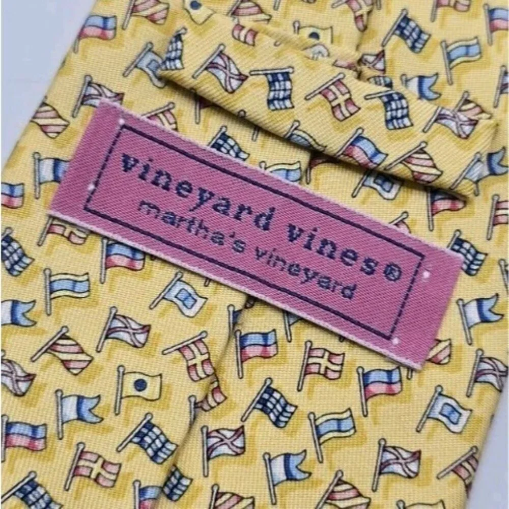 Vineyard Vines INTERNATIONAL MARITIME SIGNAL FLAGS All Over Print Men's Silk Tie